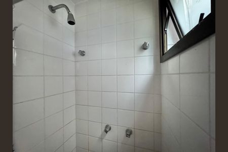 Apartamento à venda com 177m², 4 quartos e 2 vagasBanheiro de Serviço