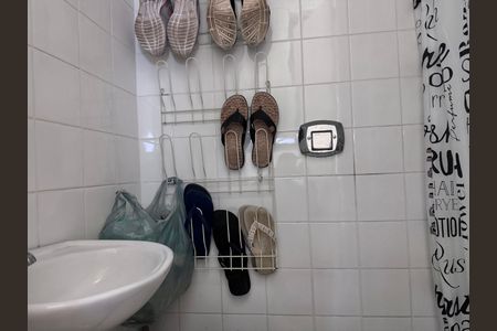 Apartamento à venda com 177m², 4 quartos e 2 vagasBanheiro de Serviço