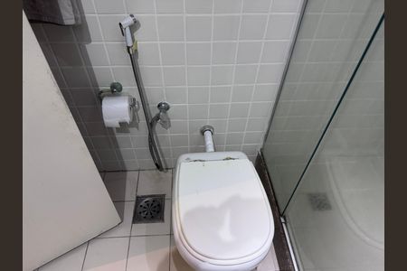 Apartamento à venda com 177m², 4 quartos e 2 vagasSuíte - Banheiro