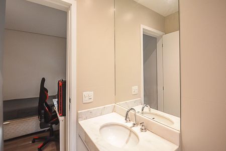 Apartamento à venda com 151m², 4 quartos e 2 vagasBanheiro da Suíte 2