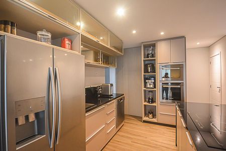 Apartamento à venda com 151m², 4 quartos e 2 vagasCozinha