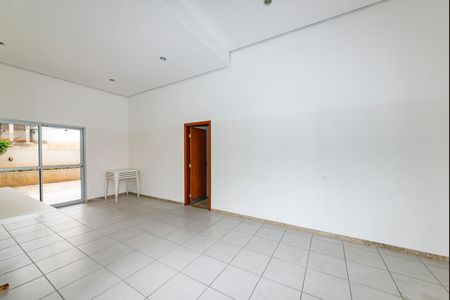 Apartamento à venda com 75m², 2 quartos e 1 vagaÁrea comum