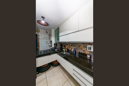 Apartamento à venda com 75m², 2 quartos e 1 vagaCozinha