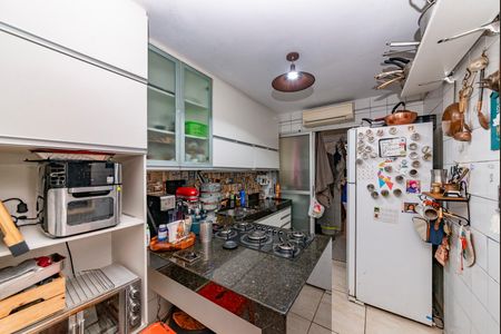 Apartamento à venda com 75m², 2 quartos e 1 vagaCozinha