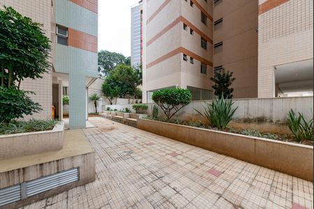 Apartamento à venda com 75m², 2 quartos e 1 vagaÁrea comum