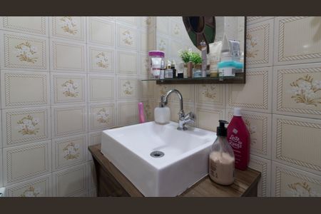 Casa à venda com 174m², 3 quartos e 3 vagasBanheiro 