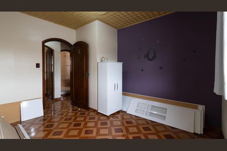 Casa à venda com 174m², 3 quartos e 3 vagasQuarto 2