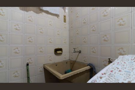 Casa à venda com 174m², 3 quartos e 3 vagasÁrea de Serviço 1