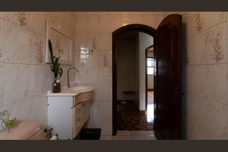 Casa à venda com 174m², 3 quartos e 3 vagasBanheiro da Suíte