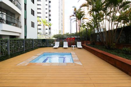 Apartamento à venda com 98m², 3 quartos e 2 vagasÁrea comum - Piscina