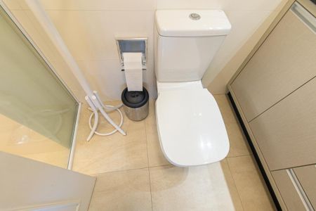 Apartamento à venda com 194m², 3 quartos e 2 vagas Apartamento à venda com 194m², 3 quartos e 2 vagasBanheiro da Suíte