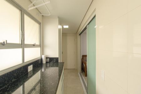 Apartamento à venda com 194m², 3 quartos e 2 vagas Apartamento à venda com 194m², 3 quartos e 2 vagasÁrea de Serviço