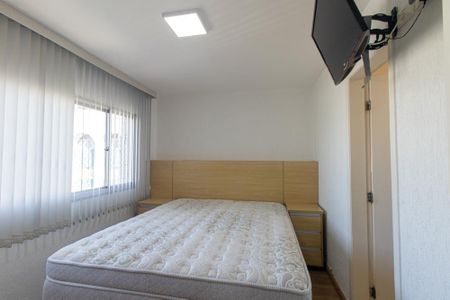 Apartamento à venda com 194m², 3 quartos e 2 vagas Apartamento à venda com 194m², 3 quartos e 2 vagasSuíte