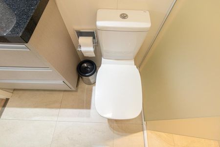 Apartamento à venda com 194m², 3 quartos e 2 vagas Apartamento à venda com 194m², 3 quartos e 2 vagasBanheiro Social