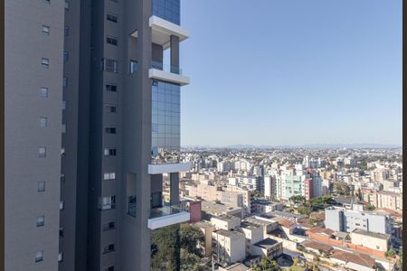 Apartamento à venda com 194m², 3 quartos e 2 vagas Apartamento à venda com 194m², 3 quartos e 2 vagasVista do Terraço