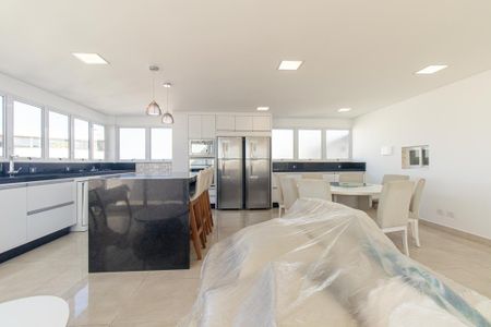 Apartamento à venda com 194m², 3 quartos e 2 vagas Apartamento à venda com 194m², 3 quartos e 2 vagasCozinha