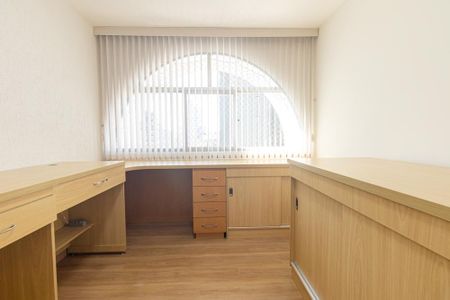 Apartamento à venda com 194m², 3 quartos e 2 vagas Apartamento à venda com 194m², 3 quartos e 2 vagasQuarto 2