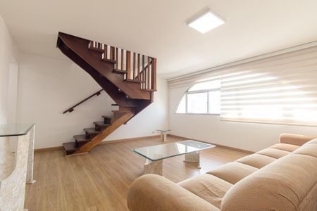 Apartamento à venda com 194m², 3 quartos e 2 vagas Apartamento à venda com 194m², 3 quartos e 2 vagasSala