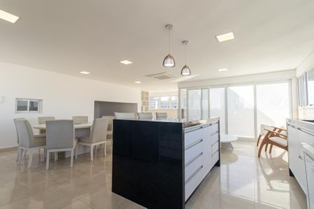Apartamento à venda com 194m², 3 quartos e 2 vagas Apartamento à venda com 194m², 3 quartos e 2 vagasCozinha