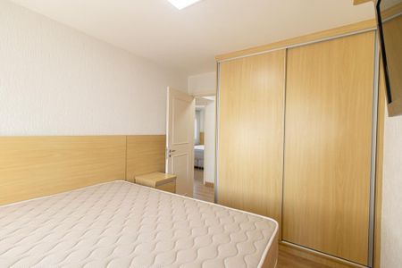Apartamento à venda com 194m², 3 quartos e 2 vagas Apartamento à venda com 194m², 3 quartos e 2 vagasQuarto 1