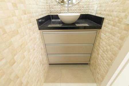 Apartamento à venda com 194m², 3 quartos e 2 vagas Apartamento à venda com 194m², 3 quartos e 2 vagasLavabo