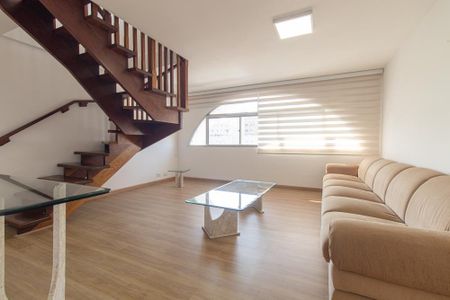 Apartamento à venda com 194m², 3 quartos e 2 vagas Apartamento à venda com 194m², 3 quartos e 2 vagasSala