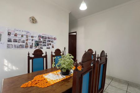 Casa à venda com 389m², 4 quartos e 8 vagas Casa à venda com 389m², 4 quartos e 8 vagasCozinha