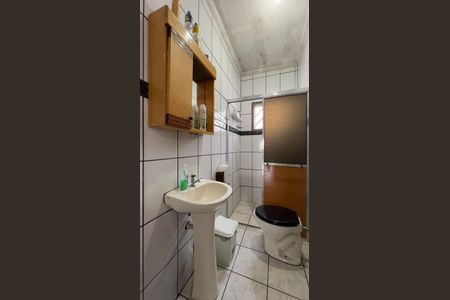 Casa à venda com 389m², 4 quartos e 8 vagas Casa à venda com 389m², 4 quartos e 8 vagasBanheiro Social