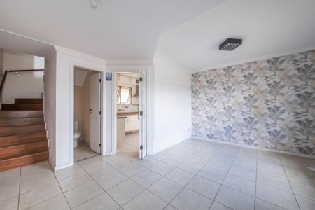 Casa à venda com 78m², 2 quartos e 2 vagasSala