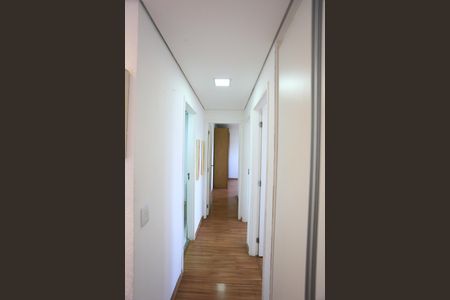 Apartamento para alugar com 64m², 3 quartos e 1 vagaCorredor