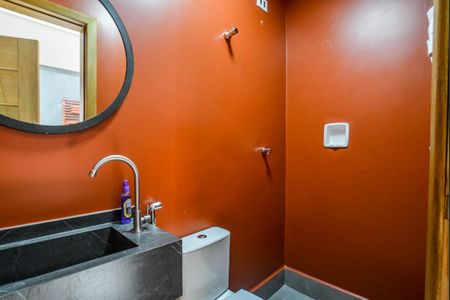 Casa à venda com 210m², 3 quartos e 2 vagas Casa à venda com 210m², 3 quartos e 2 vagasLavabo