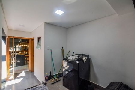 Casa à venda com 210m², 3 quartos e 2 vagas Casa à venda com 210m², 3 quartos e 2 vagasCozinha e Área de Serviço