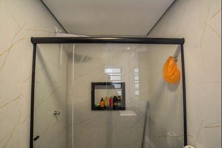 Casa à venda com 210m², 3 quartos e 2 vagas Casa à venda com 210m², 3 quartos e 2 vagasBanheiro da Suíte