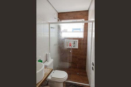 Casa à venda com 250m², 4 quartos e 4 vagas Casa à venda com 250m², 4 quartos e 4 vagasBanheiro da Suíte 2