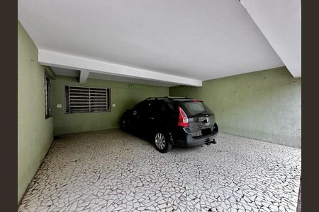 Casa à venda com 430m², 5 quartos e 6 vagas Casa à venda com 430m², 5 quartos e 6 vagasGaragem