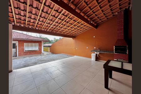 Casa à venda com 430m², 5 quartos e 6 vagas Casa à venda com 430m², 5 quartos e 6 vagasÁrea Gourmet