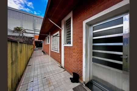 Casa à venda com 430m², 5 quartos e 6 vagas Casa à venda com 430m², 5 quartos e 6 vagasQuintal