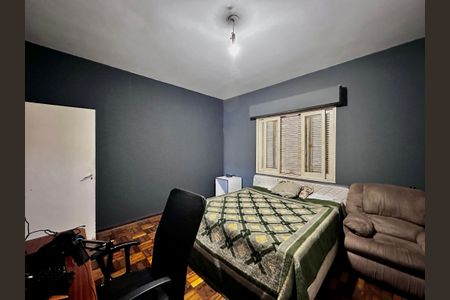 Casa à venda com 430m², 5 quartos e 6 vagas Casa à venda com 430m², 5 quartos e 6 vagasQuarto 2