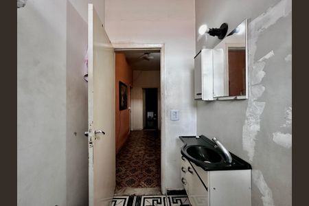 Casa à venda com 430m², 5 quartos e 6 vagas Casa à venda com 430m², 5 quartos e 6 vagasBanheiro Social