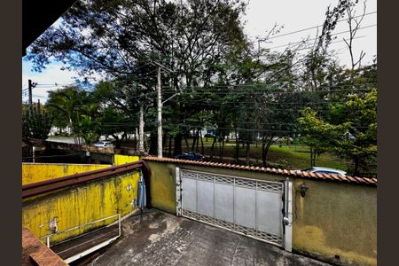 Casa à venda com 430m², 5 quartos e 6 vagas Casa à venda com 430m², 5 quartos e 6 vagasVista