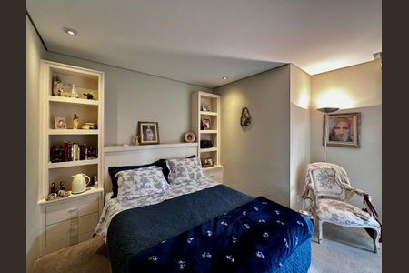 Apartamento à venda com 109m², 2 quartos e 3 vagasSuíte 2