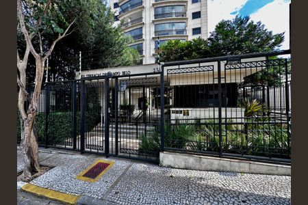 Apartamento à venda com 109m², 2 quartos e 3 vagasFachada