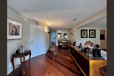 Apartamento à venda com 109m², 2 quartos e 3 vagasSala