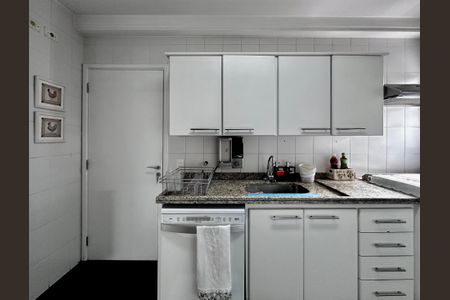 Apartamento à venda com 109m², 2 quartos e 3 vagasCozinha