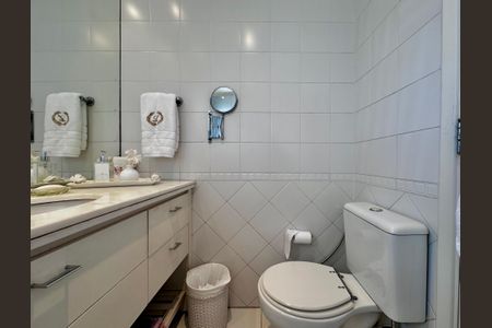 Apartamento à venda com 109m², 2 quartos e 3 vagasBanheiro Suíte 2