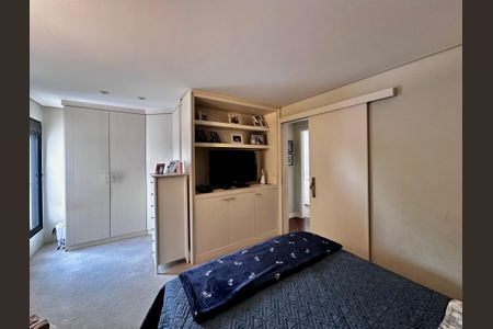 Apartamento à venda com 109m², 2 quartos e 3 vagasSuíte 2