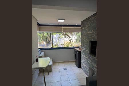 Apartamento à venda com 81m², 2 quartos e 1 vagaVaranda