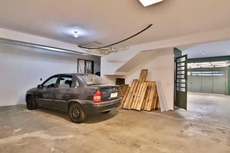 Casa à venda com 454m², 4 quartos e 4 vagasGaragem