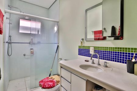 Casa à venda com 454m², 4 quartos e 4 vagasBanheiro Suíte 2