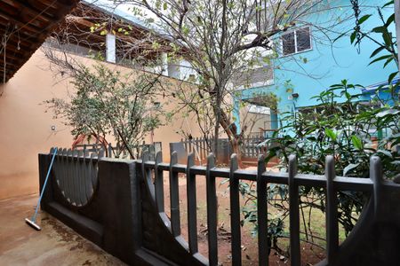 Casa à venda com 454m², 4 quartos e 4 vagasQuintal